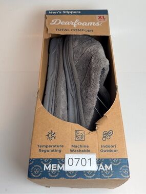 dearfoams Men's Gray Plush Slip-On Slippers